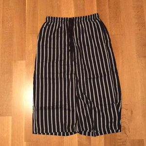 UNIQLO Lounge Pants with Stripes